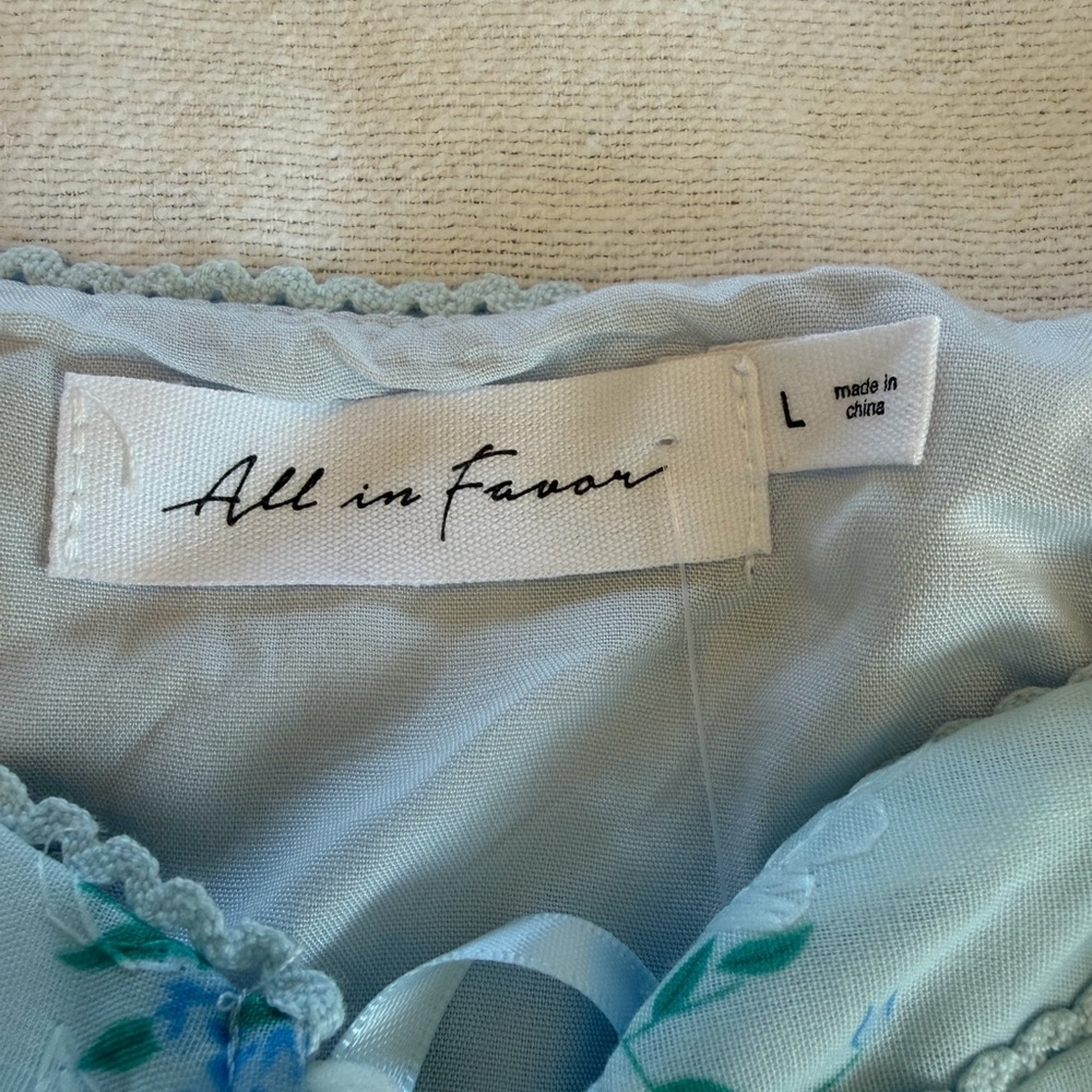 All In Favor Blue Floral Lace Up Crop Corset Top L Cottagecore Ruffle Blouse NWT - Picture 4 of 8